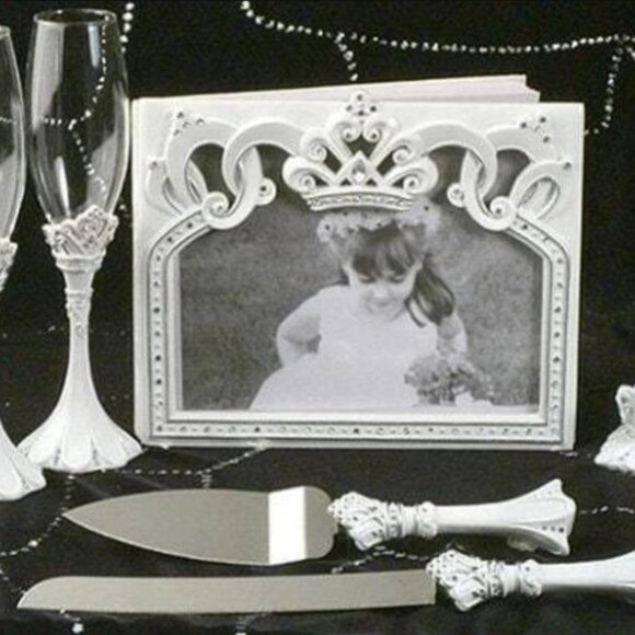 Queen For A Day Wedding Accessories Guest Book Cake Knife Set or Pen Your Choice - Picture 1 of 2